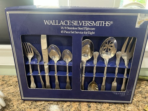 Wallace silversmiths pieces - wallace,
