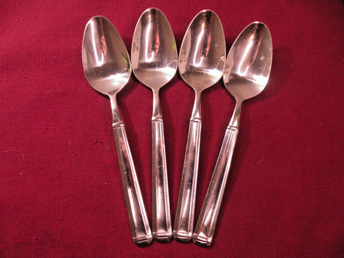 Set teaspoons wallace - of, 4