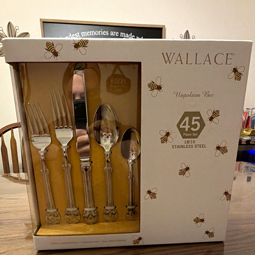 Wallace napoleon bee - napoleon,